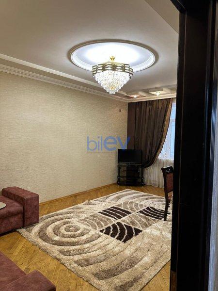 Kirayə (aylıq) 3 otaqlı Yeni Tikili  100m², Bakı