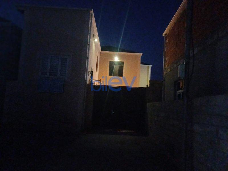 Satılır 5 otaqlı Həyət evi  128m², Bakı