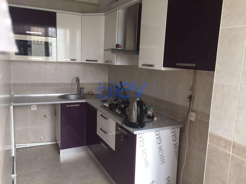Satılır 2 otaqlı Köhnə Tikili  65m², Bakı
