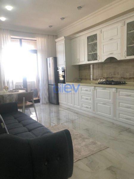 Satılır 2 otaqlı Yeni Tikili  103m², Bakı