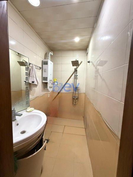 Satılır 5 otaqlı Köhnə Tikili  95m², Bakı