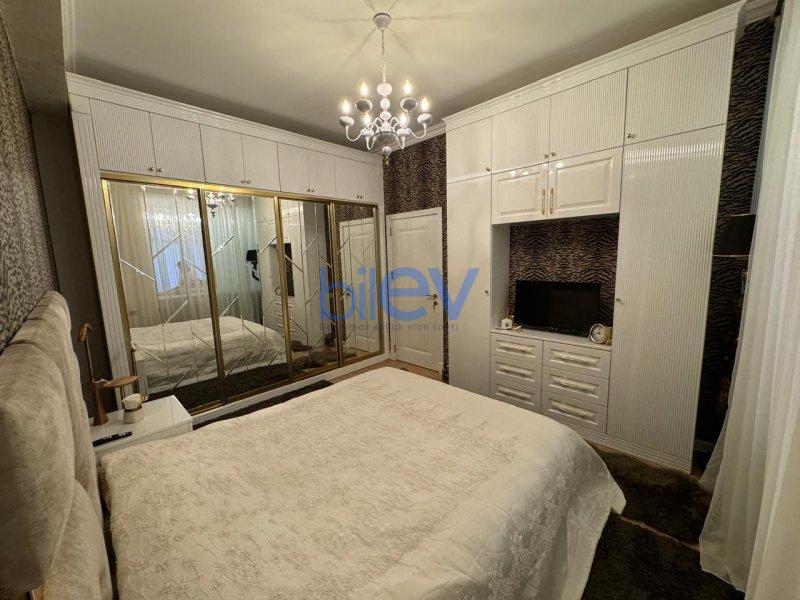 Satılır 2 otaqlı Yeni Tikili  70m², Bakı