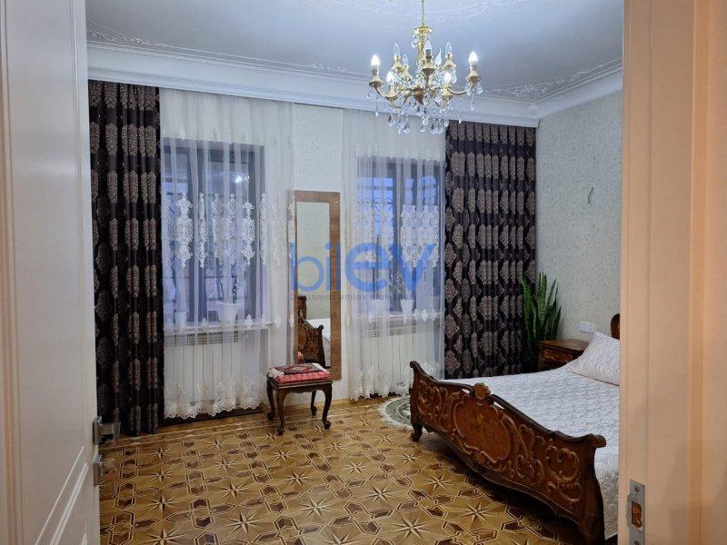 Satılır 6 otaqlı Həyət evi  179m², Bakı