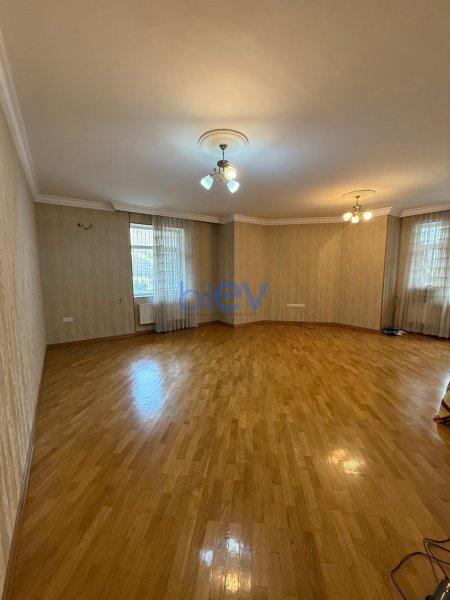 Satış 3 otaqlı Yeni Tikili bina evi  147m², Bakı