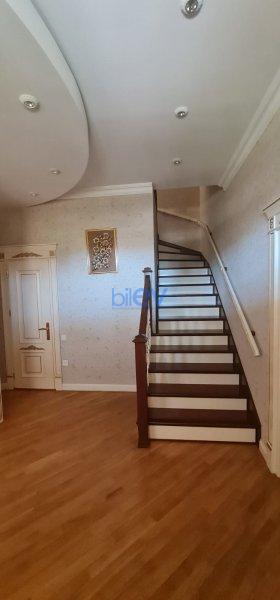 Satılır 6 otaqlı Bağ evi  250m², Bakı