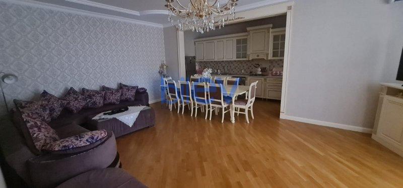 Satılır 6 otaqlı Bağ evi  250m², Bakı