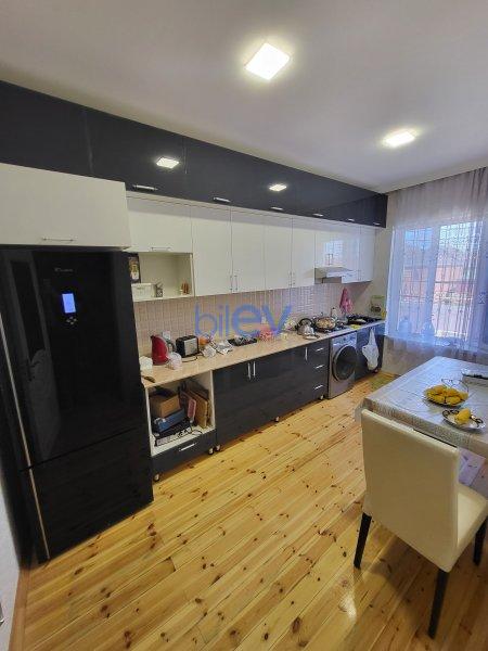 Satılır 5 otaqlı Həyət evi  200m², Bakı