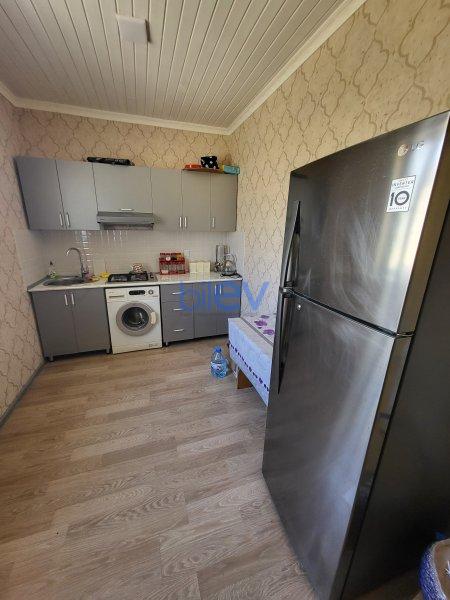 Satılır 5 otaqlı Həyət evi  200m², Bakı
