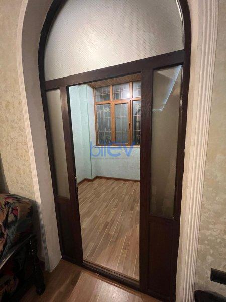 Satış 7 otaqlı Həyət evi  370m², Bakı