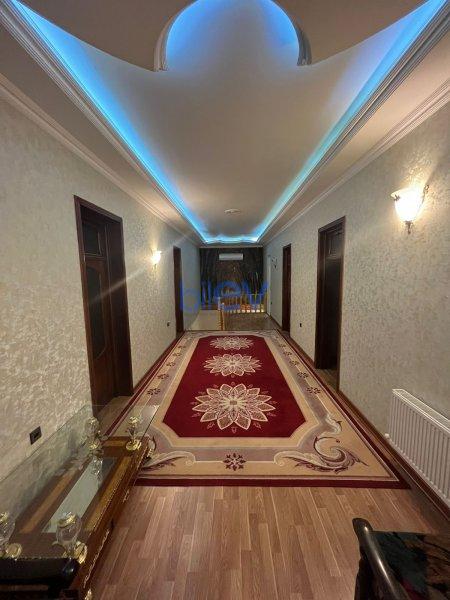 Satış 7 otaqlı Həyət evi  370m², Bakı