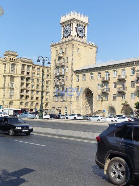 Satış 4 otaqlı Köhnə Tikili bina evi  96m², Bakı