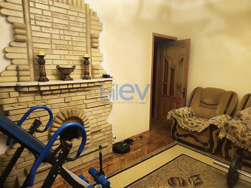 Satış 4 otaqlı Köhnə Tikili bina evi  96m², Bakı