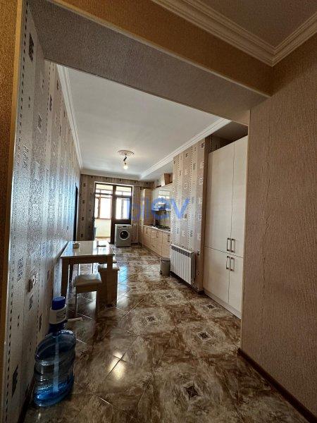 Satılır 2 otaqlı Yeni Tikili  61m², Bakı
