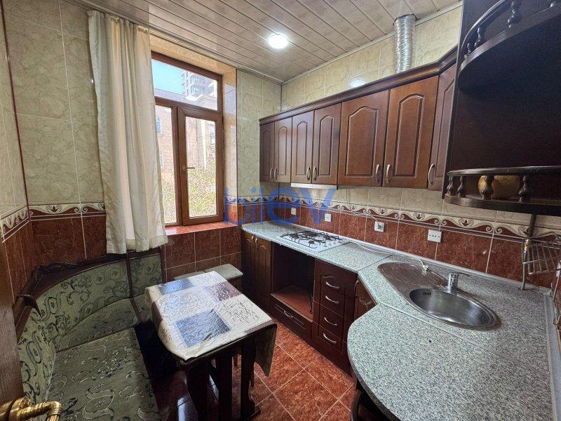 Kirayə (aylıq) 2 otaqlı Köhnə Tikili  70m², Bakı
