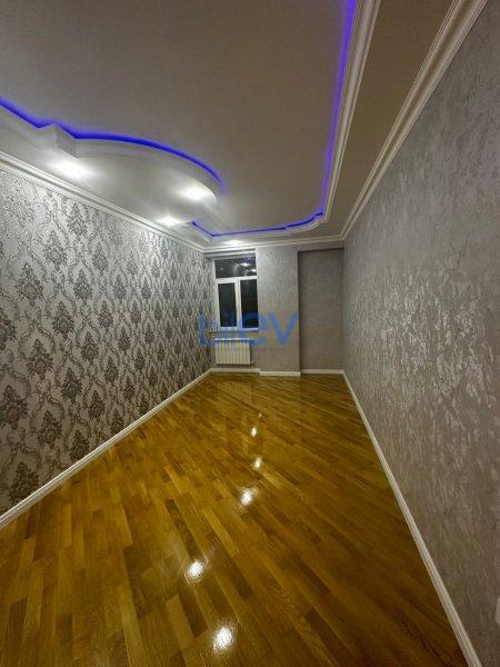 Satılır 3 otaqlı Yeni Tikili  105m², Bakı
