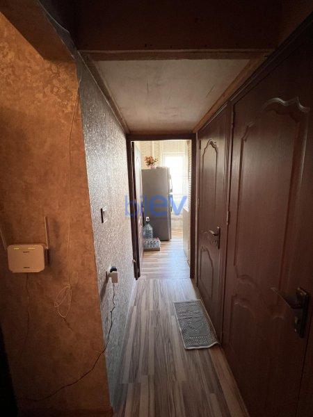 Satılır 2 otaqlı Köhnə Tikili  50m², Bakı