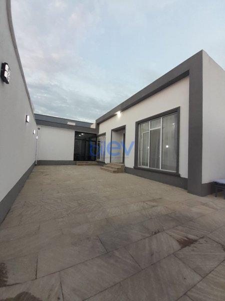 Satılır 4 otaqlı Bağ evi  135m², Bakı
