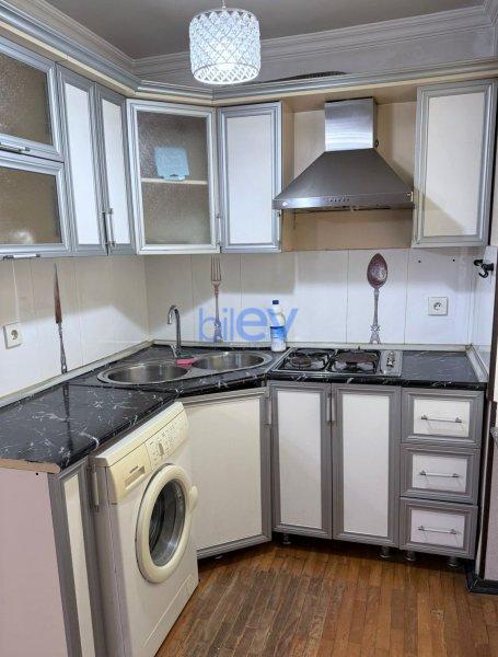 Kirayə (aylıq) 3 otaqlı Köhnə Tikili  67m², Bakı