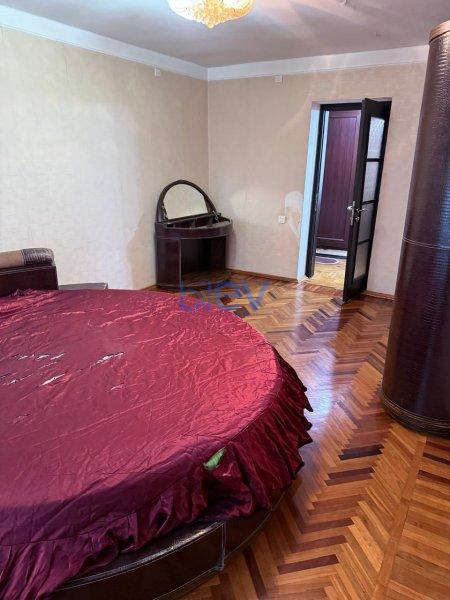 Kirayə (aylıq) 3 otaqlı Köhnə Tikili  67m², Bakı