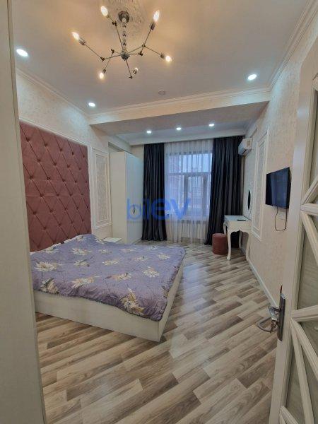 Kirayə (aylıq) 2 otaqlı Yeni Tikili  75m², Bakı