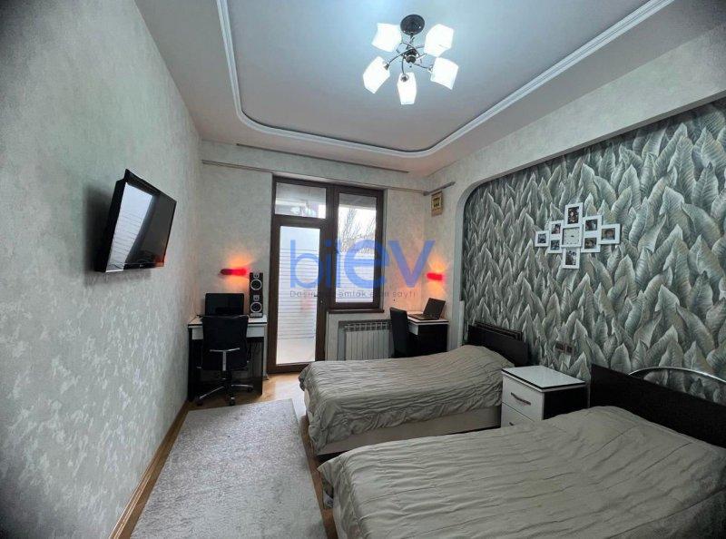 Kirayə (aylıq) 3 otaqlı Yeni Tikili  103m², Bakı