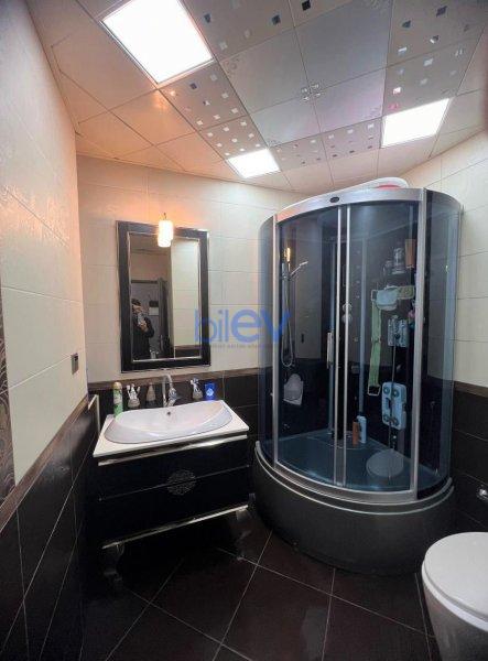 Kirayə (aylıq) 3 otaqlı Yeni Tikili  103m², Bakı