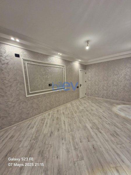 Satılır 3 otaqlı Köhnə Tikili  80m², Bakı