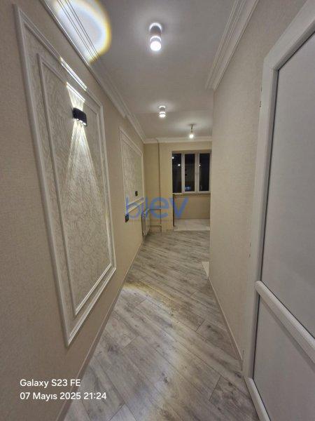Satılır 3 otaqlı Köhnə Tikili  80m², Bakı