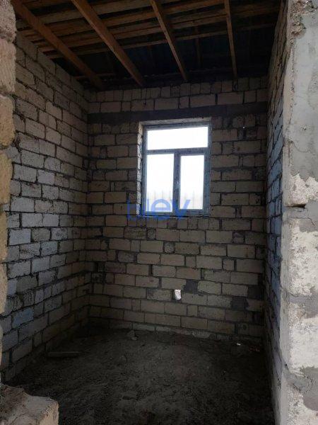 Satılır 4 otaqlı Həyət evi  110m², Bakı
