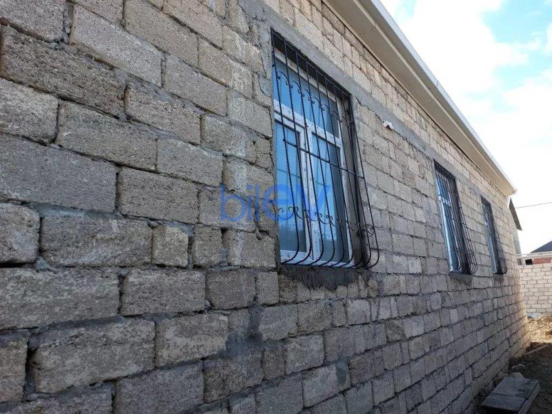 Satılır 4 otaqlı Həyət evi  110m², Bakı