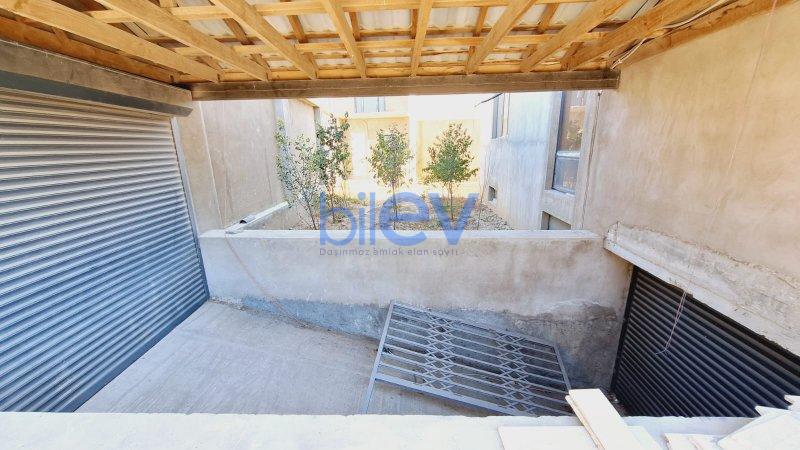 Satılır 9 otaqlı Həyət evi  700m², Bakı