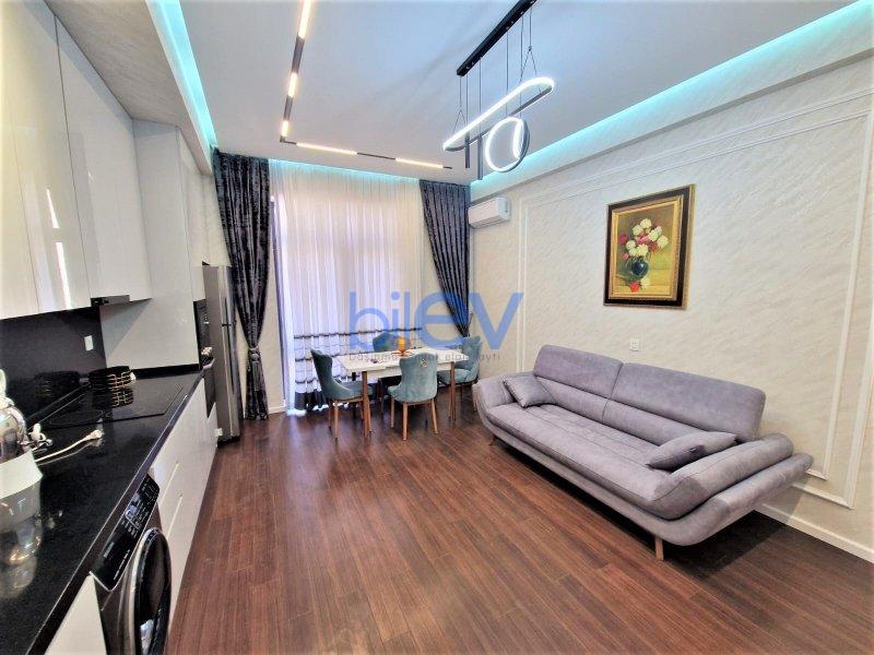 Kirayə (aylıq) 2 otaqlı Yeni Tikili  110m², Bakı