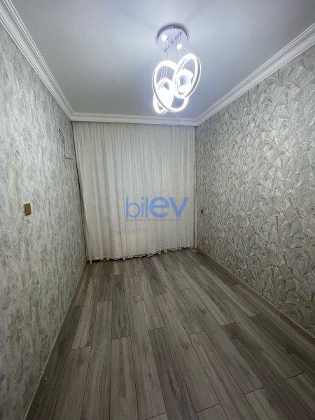 Satılır 3 otaqlı Köhnə Tikili  74m², Bakı