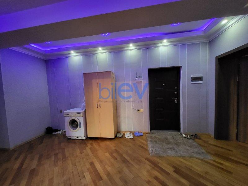 Kirayə (aylıq) 3 otaqlı Yeni Tikili  100m², Bakı