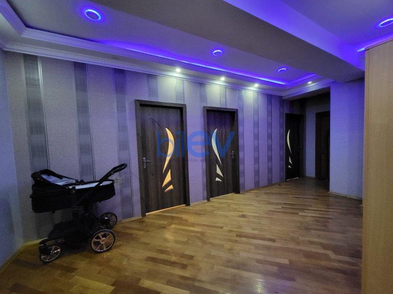 Kirayə (aylıq) 3 otaqlı Yeni Tikili  100m², Bakı