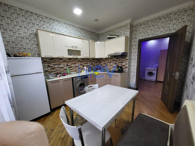 Kirayə (aylıq) 3 otaqlı Yeni Tikili  100m², Bakı