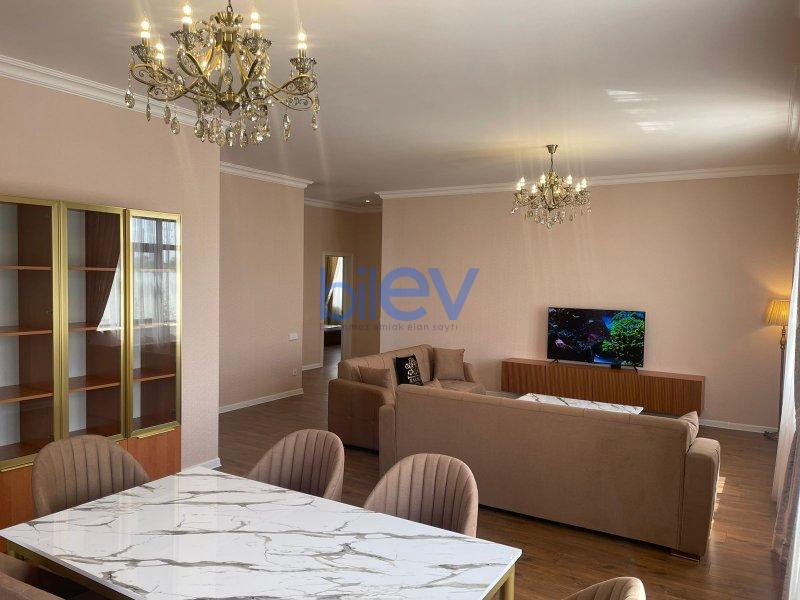 Satılır 5 otaqlı Bağ evi  240m², Bakı