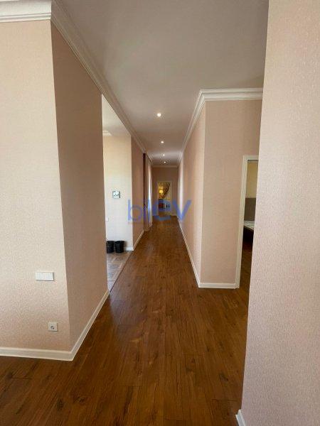 Satılır 5 otaqlı Bağ evi  240m², Bakı