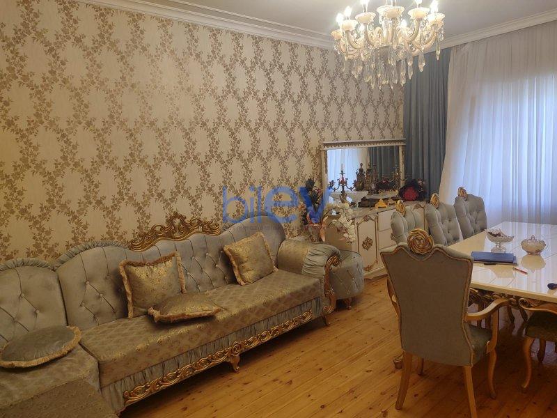 Satılır 7 otaqlı Həyət evi  210m², Bakı