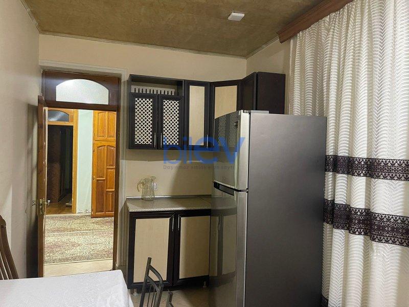 Satılır 7 otaqlı Həyət evi  210m², Bakı