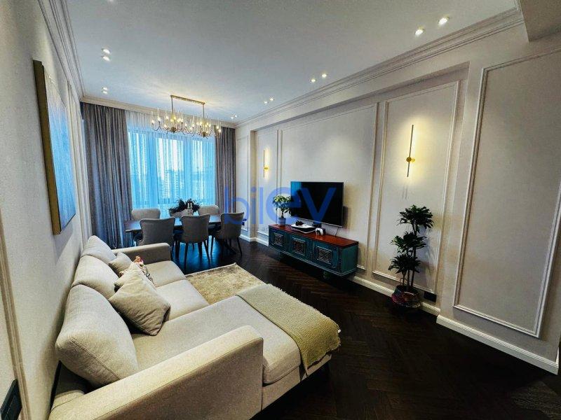 Satılır 3 otaqlı Yeni Tikili  110m², Bakı
