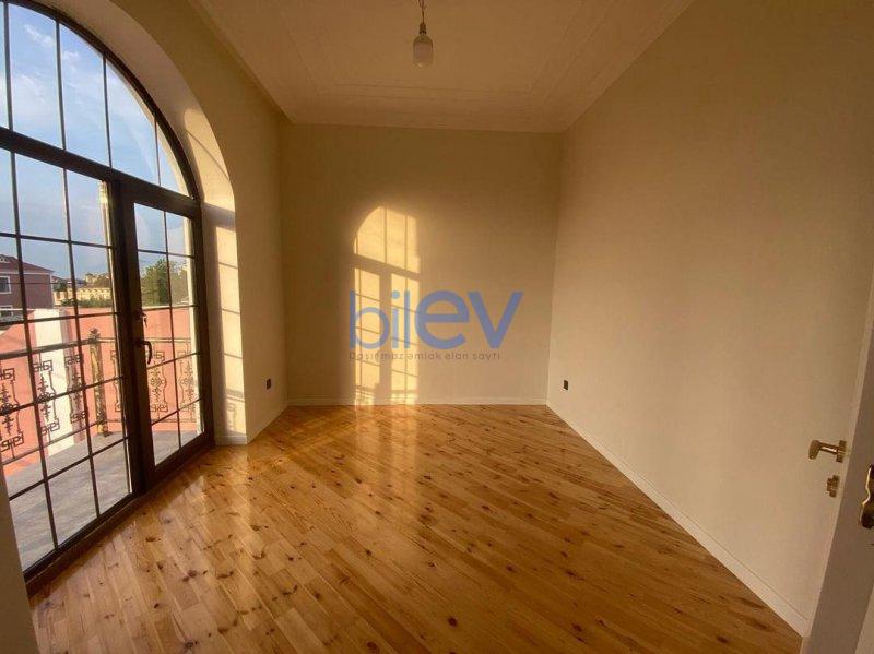 Satılır 6 otaqlı Həyət evi  216m², Bakı