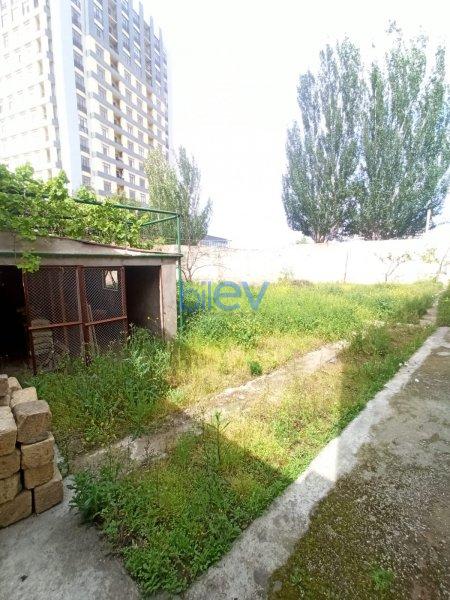 Satılır 6 otaqlı Həyət evi  550m², Bakı