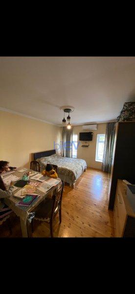 Satılır 6 otaqlı Həyət evi  550m², Bakı