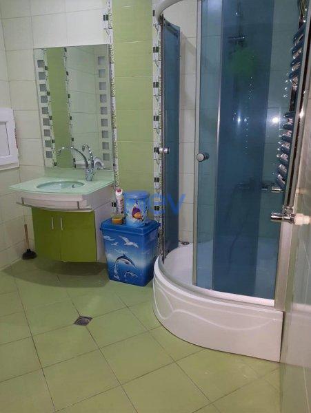 Kirayə (aylıq) 3 otaqlı Yeni Tikili  90m², Bakı