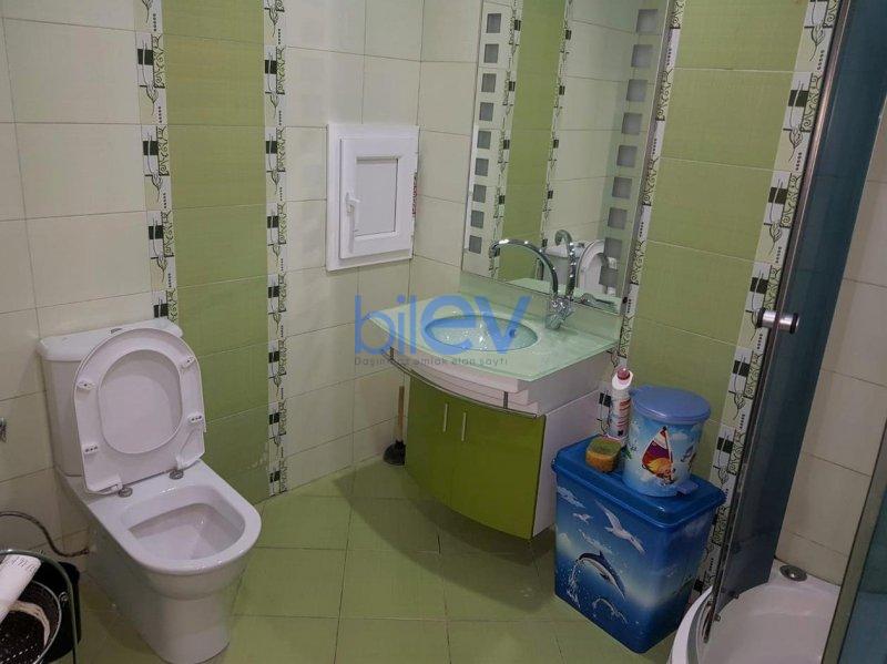 Kirayə (aylıq) 3 otaqlı Yeni Tikili  90m², Bakı