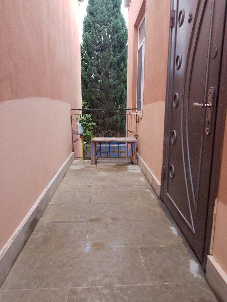 Satılır 5 otaqlı Həyət evi  120m², Bakı
