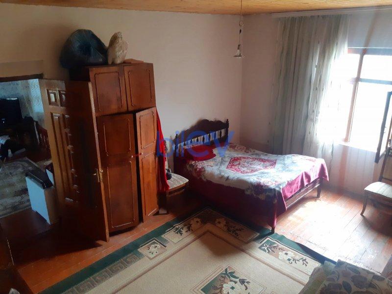 Satılır 9 otaqlı Həyət evi  250m², Xırdalan