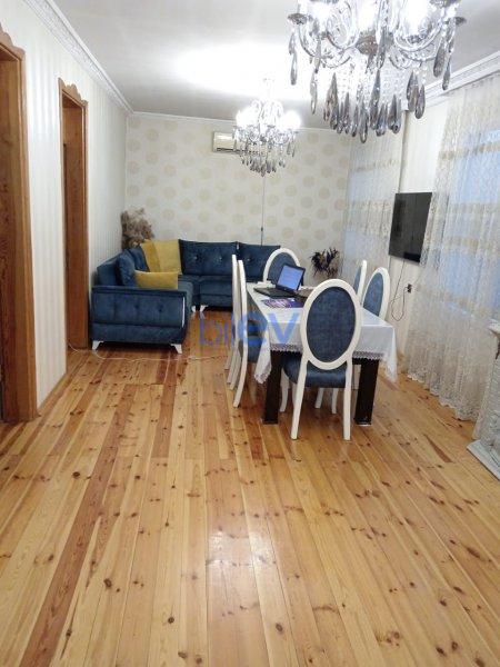 Satılır 4 otaqlı Həyət evi  120m², Bakı