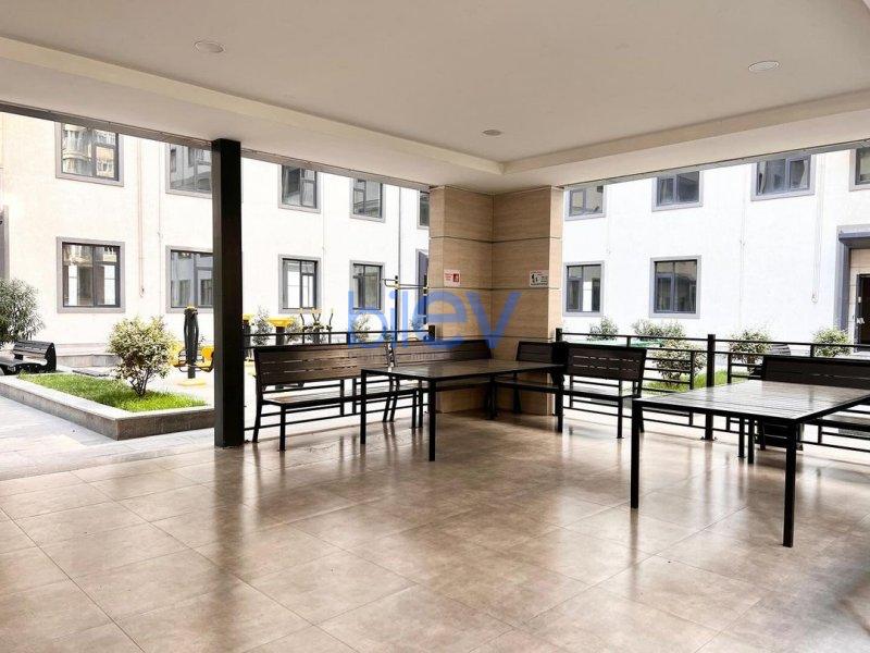 Kirayə (aylıq) 3 otaqlı Yeni Tikili  100m², Bakı